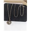 Image 2 : TM & WBEI S22 CHAIN W/ PENDANT NECKLACE