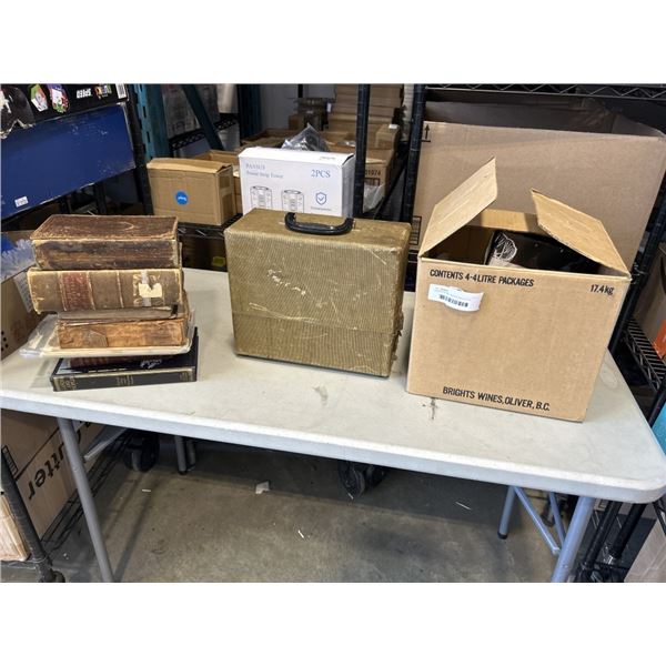 VINTAGE BOOKS, VINTAGE PROJECTOR AND ASSORTED GLASSWARE