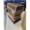 Image 3 : VINTAGE BOOKS, VINTAGE PROJECTOR AND ASSORTED GLASSWARE