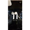 Image 3 : APPLE AIRPODS (2ND GEN) IN WH CHARGING CASE. WORKING
