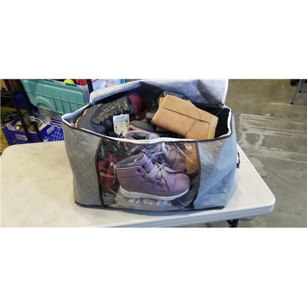 BAG OF WOMAND AND KIDS BOOTS AND SHOES