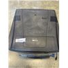 Image 2 : OCEANIC BIOCUBE MODEL 29A. 12V/60HZ. INCLUDES AQUARIUM ITEMS. WORKING
