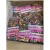 Image 2 : 2 CASES OF NEW CRAFT BEADS NECLACES / BRACELETS