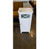 Image 1 : WHITE SINGLE DOOR CABINET