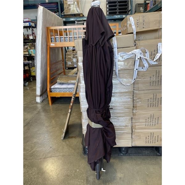 8FT MARKET UMBRELLA, NO LOWER POLE