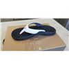 Image 2 : NEW OLUKAI OHANA WHITE / BLACK WOMENS SIZE 6