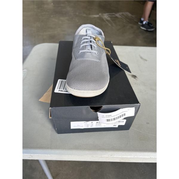 NEW OLUKAI NOHEA MOKLU SHARKSKIN, IZE US MENS 8