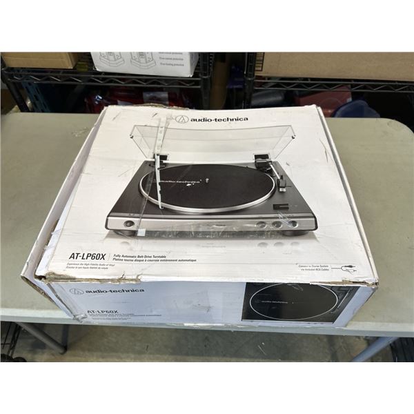 AUDIO TECHNICA TURNTABLE MODEL AT-LP60XGM