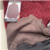 Image 13 : LOT OF WOMEN'S CLOTHING WITH TAGS