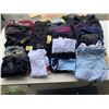 Image 1 : LOT OF WOMEN'S CLOTHING WITH TAGS