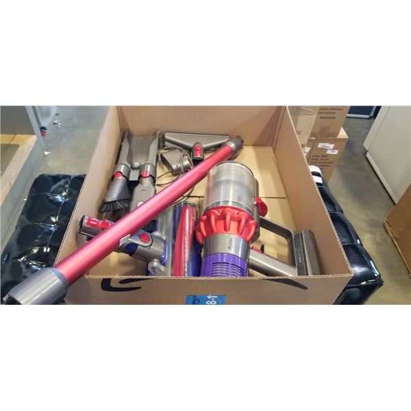 DYSON CYCLONE V10 MOTORHEAD CORDLESS STICK VACUUM - TESTED WORKING, RETAIL $799