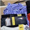 Image 10 : LOT OF WOMEN'S CLOTHING WITH TAGS
