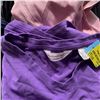 Image 5 : LOT OF WOMEN'S CLOTHING WITH TAGS