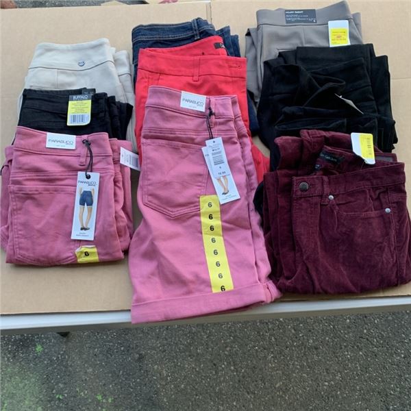LOT OF WOMEN'S CLOTHING WITH TAGS