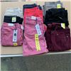 Image 1 : LOT OF WOMEN'S CLOTHING WITH TAGS