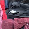 Image 8 : LOT OF WOMEN'S CLOTHING WITH TAGS