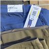 Image 2 : LOT OF WOMEN'S CLOTHING WITH TAGS