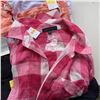 Image 4 : LOT OF WOMEN'S CLOTHING WITH TAGS