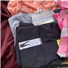 Image 5 : LOT OF WOMEN'S CLOTHING WITH TAGS