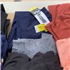 Image 8 : LOT OF WOMEN'S CLOTHING WITH TAGS