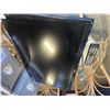 Image 2 : 32 INCH SAMSUNG TV. WORKING WITH REMOTE