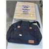 Image 1 : SENTINEL WOODWORKS SOLID PINE TABLE AND JORDACHE BAG