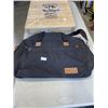 Image 3 : SENTINEL WOODWORKS SOLID PINE TABLE AND JORDACHE BAG