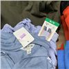Image 5 : LOT OF WOMEN'S CLOTHING WITH TAGS