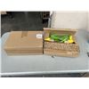 Image 1 : NEW MEBBAY VELVET JEWELLERY ORGANIZER AND 2 BOXES FAKE YELLOW TULIPS