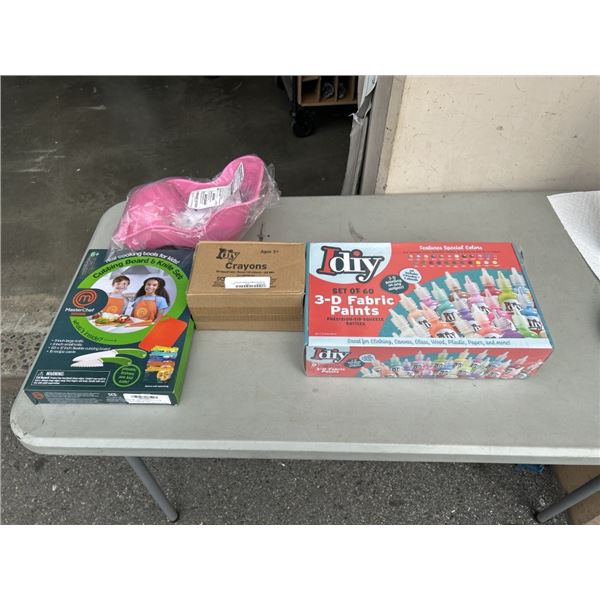 NEW IDIY FABRIC 3-D PAINT KITS, CRAYON SETS, CUTTING BOARD AND KNIFE PLAY SET AND DOLL CARRIER