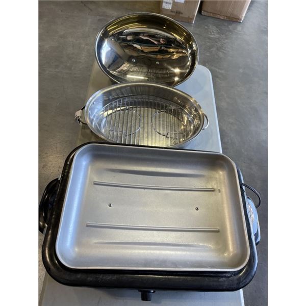 ELECTRIC ROASTER AND STAINLESS TURKEY ROASTER PAN