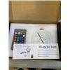 Image 2 : 9 NEW 3D LAMPS WITH REMOTE