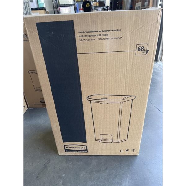 NEW RUBBERMAID SLIM JIM 68L STEP ON GARBAGE CONTAINER. BEIGE