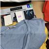 Image 6 : LOT OF WOMEN'S CLOTHING WITH TAGS XL 20PC