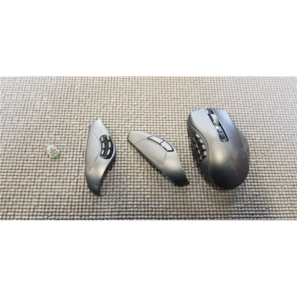RAZER NAGA V2 PRO BLUETOOT OPTICAL GAMING MOUSE - TESTED WORKING, RETAIL $225