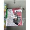 Image 2 : 2 NEW ARTECHO ACRYLIC PAINT SETS AND 2 NEW STUDIO TIDY PAINT BRUSH HOLDERS