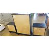 Image 7 : BLACK MODERN 5 DRAWER HIGHBOY AND 2 MATCHING NIGHTSTANDS