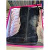 Image 2 : 5 PAIRS LINK WOMANS BOOTS