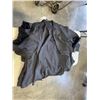 Image 1 : 10 SIZE LARGE BLACK DRESS SHIRTS