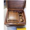 Image 2 : NEW WOODEN SMOKERS BOX WITH TRAY AND GLASS CONTAINERS