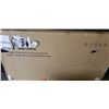 Image 2 : VIVO 43 X 24 INCH SIT TO STAND DESK WITH BLACK ELECTRIC SINGLE MOTOR DESK FRAME