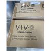 Image 2 : 2 VIVO TRIPLE MONITOR DESK MOUNTS