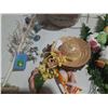 Image 4 : Lot Of Easter Decoration Items.