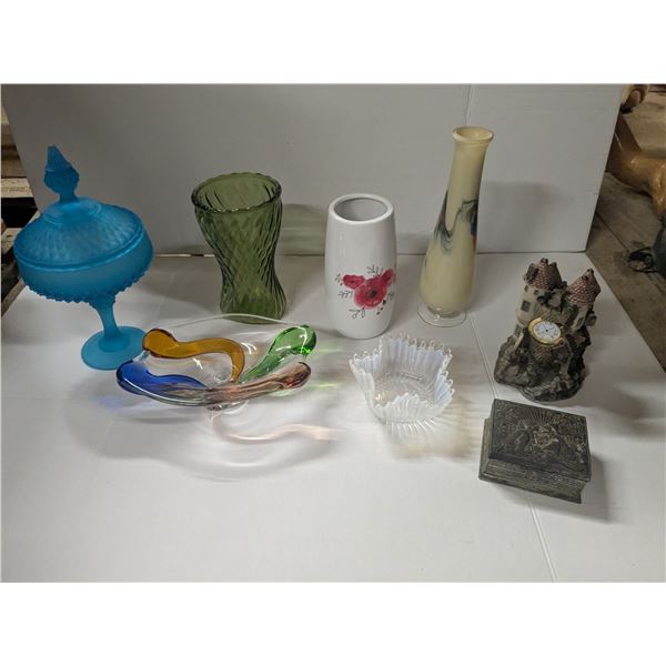 Lot of mixed glassware and décor