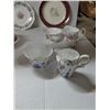 Image 2 : mixed chinaware lot