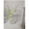 Image 3 : 3 Lg Glass vases