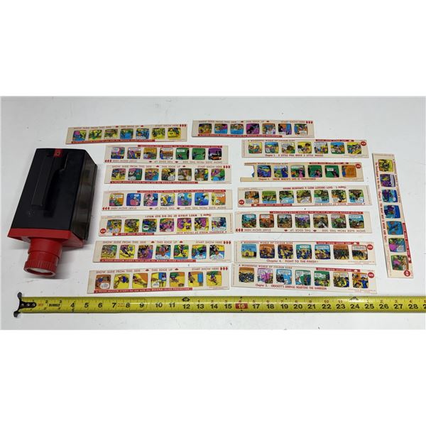 Vintage 1961 Kenner Give-A-Show projector set. (Working)