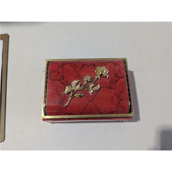 metal jewellry box