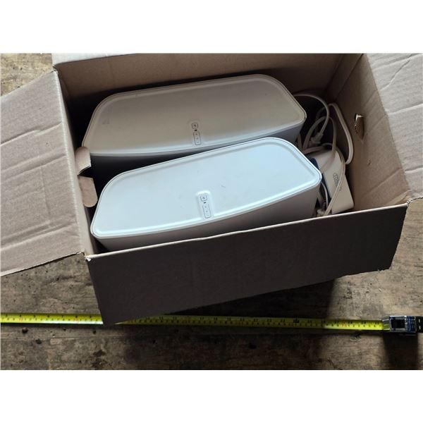 2 large speakers untested