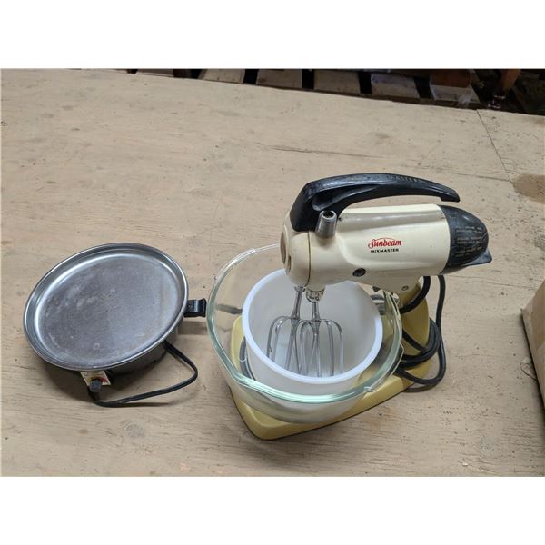 Vintage sunbeam mixer with bowls, vintage slo-cook hotplate